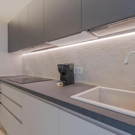 Διαμέρισμα Elegant Executive Flat ,15 Min From Venice, Free Parking *