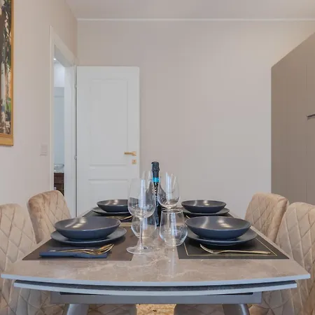 Διαμέρισμα Elegant Executive Flat ,15 Min From Venice, Free Parking Μαργκέρα
