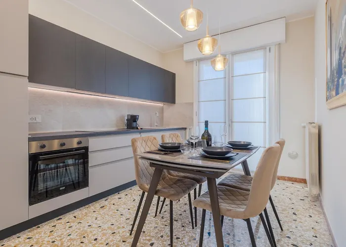 Elegant Executive Flat ,15 Min From Venice, Free Parking *